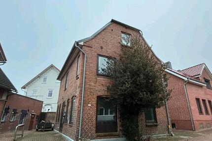 Haus Burg (Dithmarschen) - 6 Zimmer, 120 m&sup2;, 154.000&euro; | Angebot:26906588
