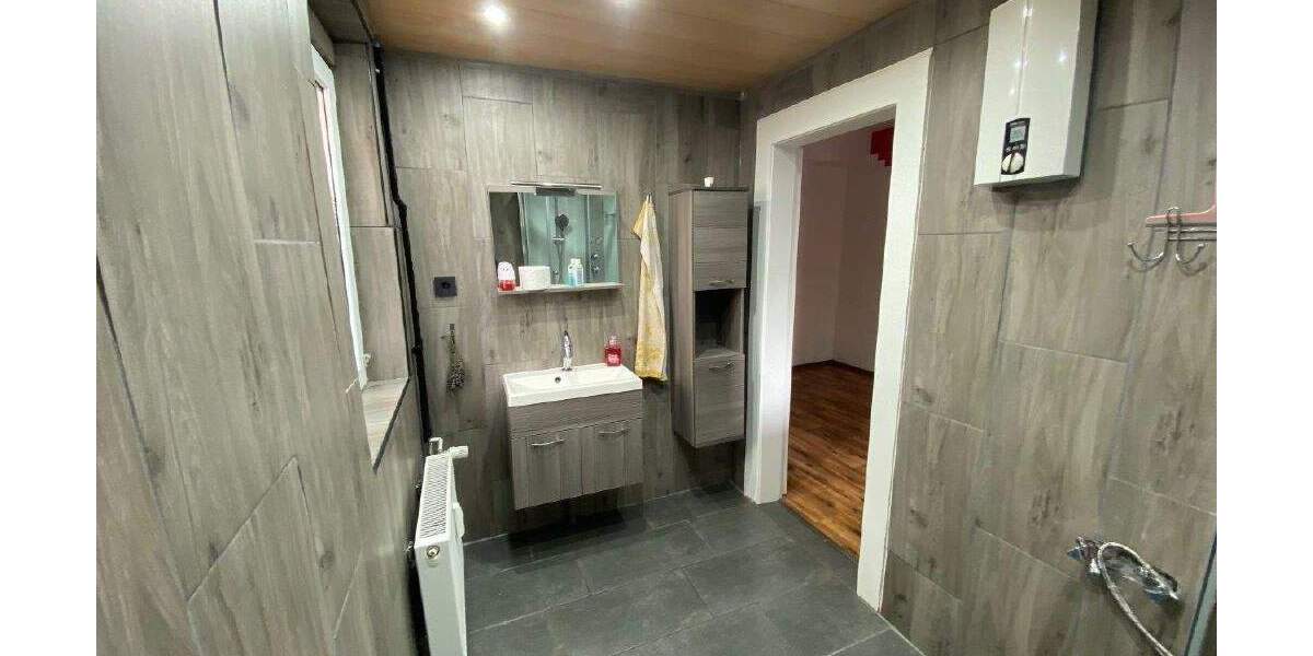 Doppelhaushälfte Göttingen Elliehausen - 7 Zimmer, 144 m&sup2;, 310.000&euro; | Angebot:25152783