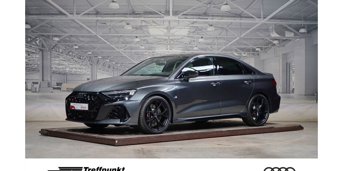 Audi RS3 4.000 km 75.880 &euro; Michelstadt 64720
