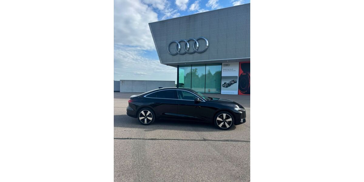 Audi A5 13.100 km 37.900 &euro; Neuburg 86633