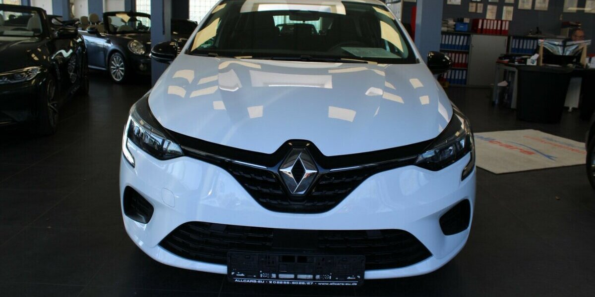 Renault Clio SCe65 EQUILIBRE 22.807 km 12.480 &euro; Euskirchen 53881