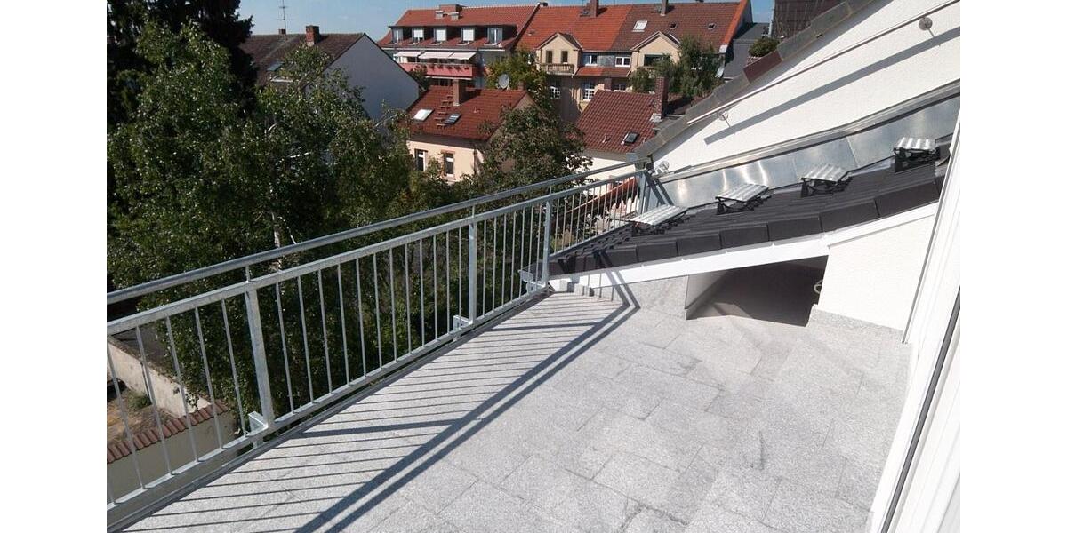 Dachgeschoßwohnung Frankfurt am Main Oberrad - 3 Zimmer, 84 m&sup2;, 1.380&euro; | Angebot:26326800