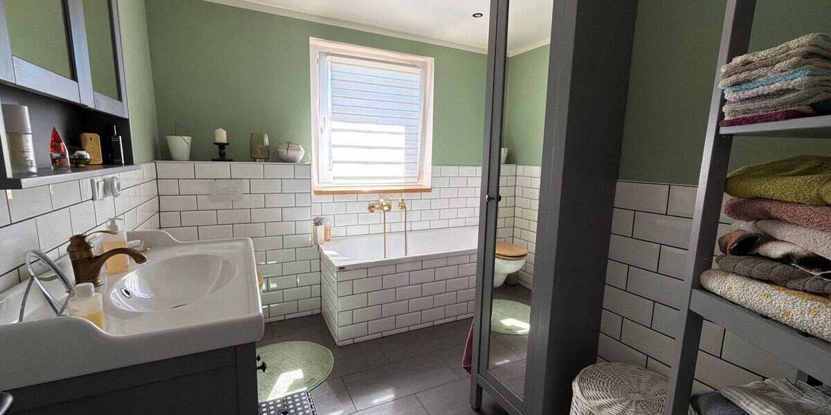 Bungalow Am Ettersberg - 3 Zimmer, 90 m&sup2;, 279.000&euro; | Angebot:26344017