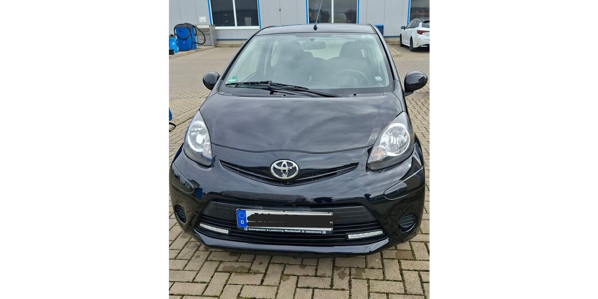 Toyota Aygo (X) 89.300 km 3.990 &euro; Arnstadt 99310