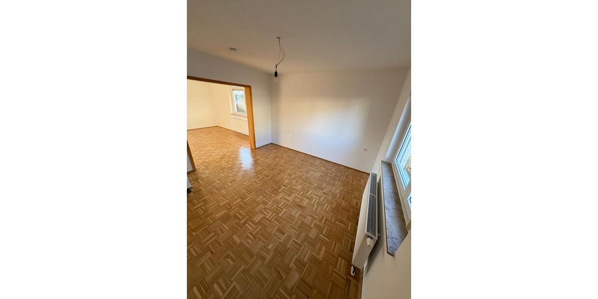 Reihenhaus Heilbronn Böckingen - 6 Zimmer, 110 m&sup2;, 1.670&euro; | Angebot:25658807