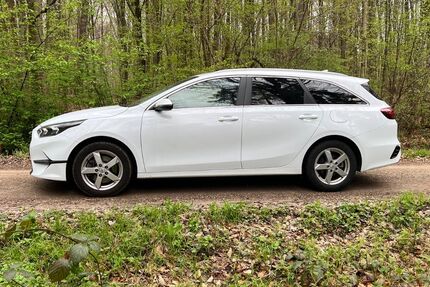 Kia ceed Sportswagon 25.707 km 22.000 &euro; Uttenreuth 91080