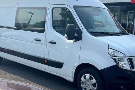 Nissan NV400
