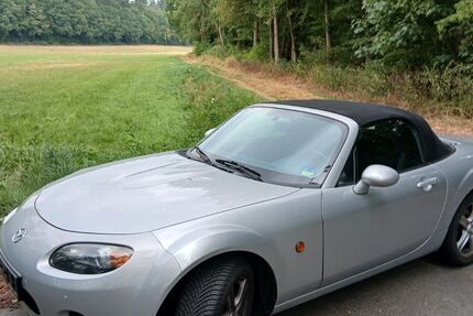 Mazda MX-5 84.000 km 6.250 &euro; Niedernhausen 65527
