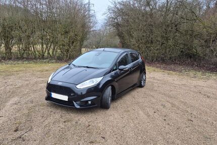 Ford Fiesta 79.500 km 9.000 &euro; Hillesheim 54586