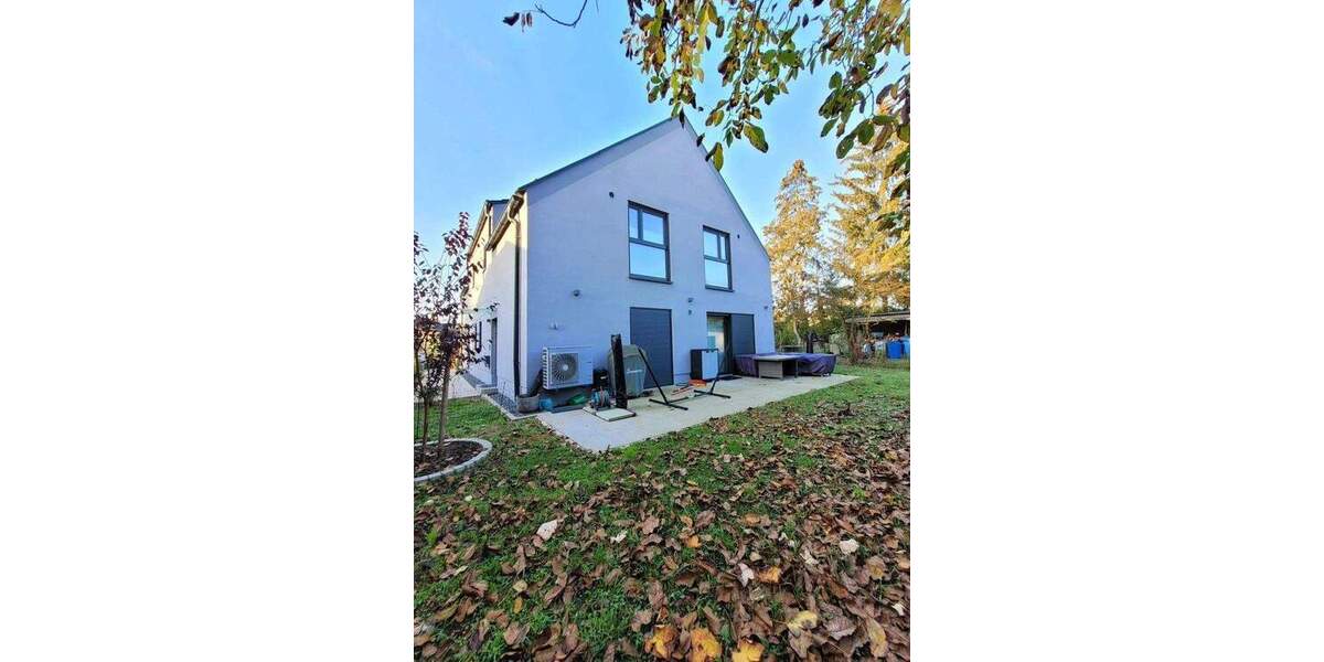 Modernes Niedrigenergiehaus mit Terrasse und Garten 4 zimmer