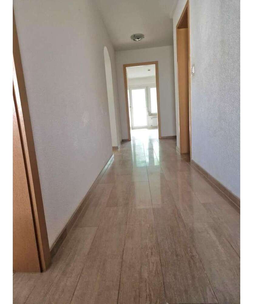 Wohnung zum Mieten in Stuttgart 1.290 € 90 m²