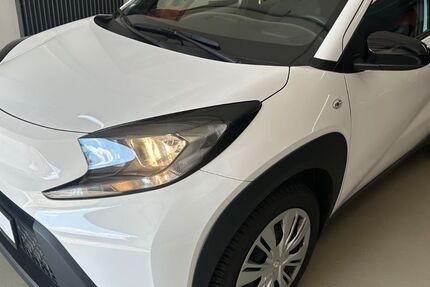 Toyota Aygo (X) 38.062 km 12.990 &euro; LEONBERG 71229