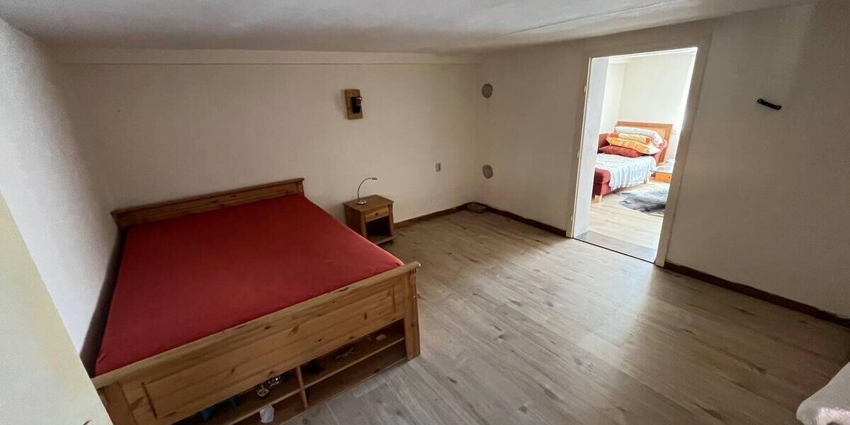 Unstrut Hainich-OT, 2 Wohnhäuser - Einfamilienhaus Unstrut Hainich Altengottern | Angebot:26037605
