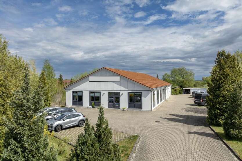 Büro in Neubrandenburg 480.000 € 280 m²