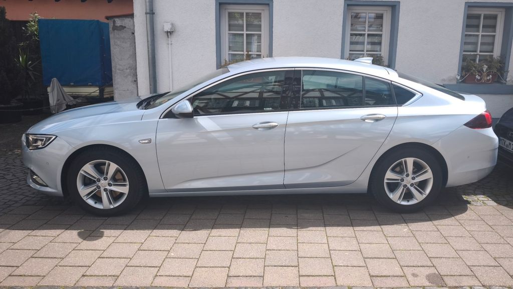 Opel Insignia 127.500 km 15.090 &euro; Hattersheim am Main 65795