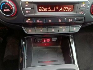 Kia SORENTO 2.2D AWD AT8 PLATINUM Pano HeadUp AHK 69.902 km 27.460 &euro; Höhenkirchen-Siegertsbrun 85635