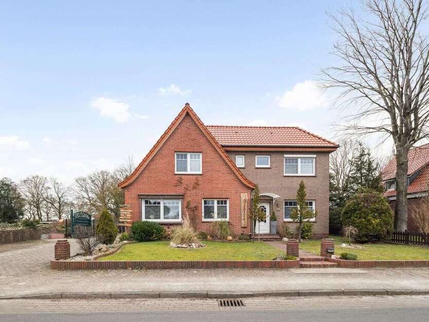 Haus zum Kaufen in Friedeburg 315.000 € 189 m²