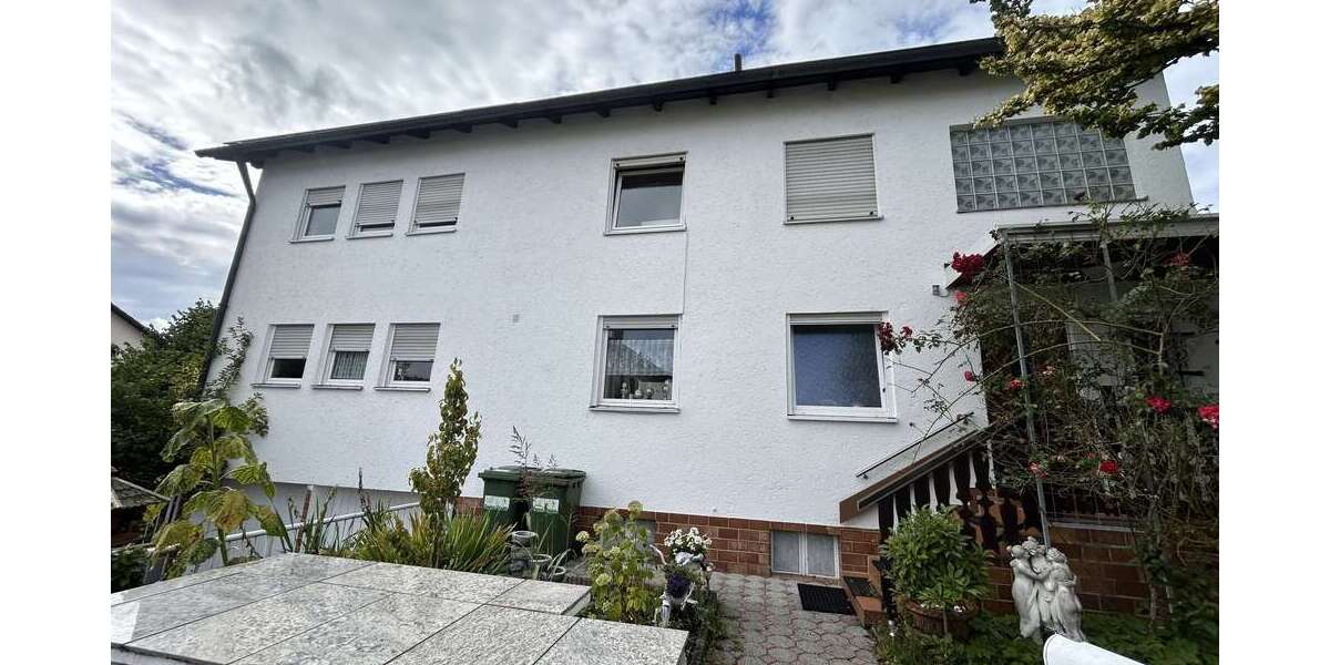 Einfamilienhaus Schwandorf - 17 Zimmer, 330 m&sup2;, 829.000&euro; | Angebot:25466003