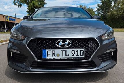 Hyundai i30 93.000 km 14.350 &euro; Freiburg 79112