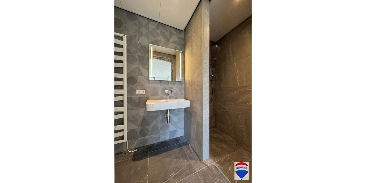 Gewerbeobjekt Emmerich Elten - 8 Zimmer, 5.980.000&euro; | Angebot:23947808