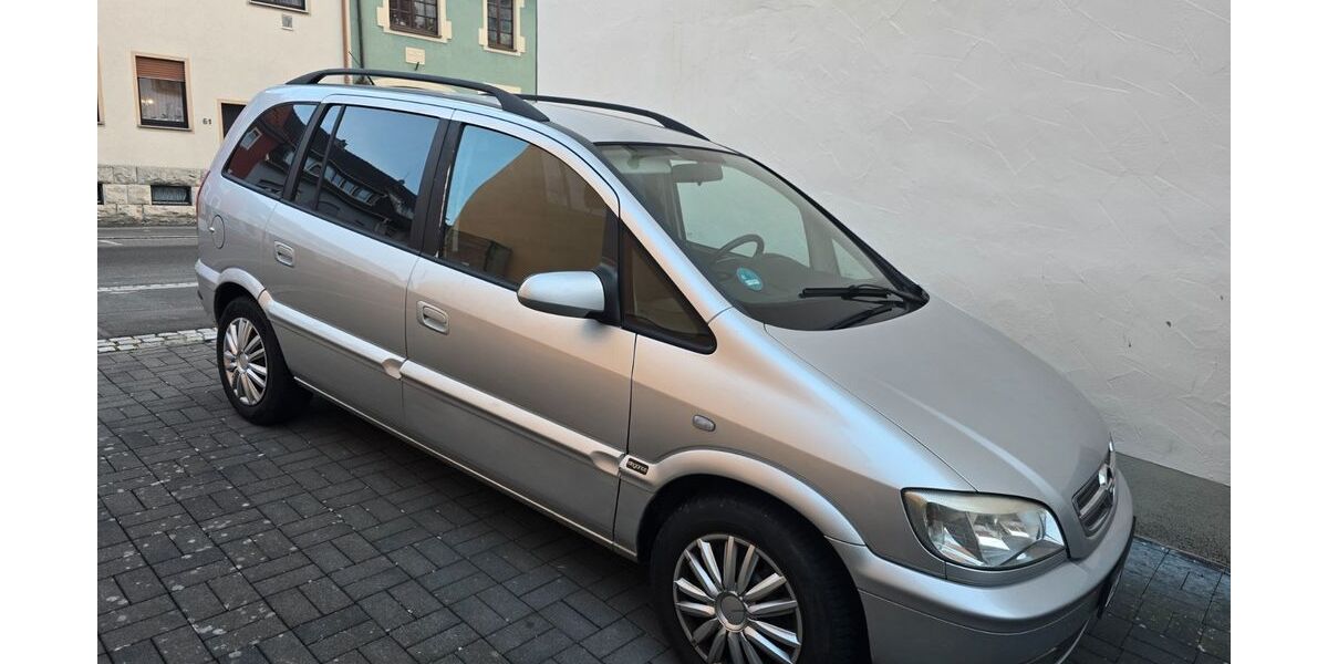 Opel Zafira 169.000 km 2.200 &euro; Randersacker 97236