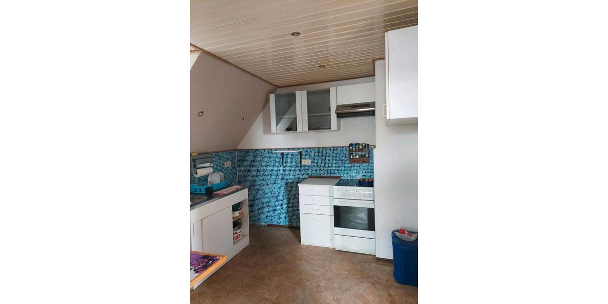 Einfamilienhaus Leipzig Nord - 10 Zimmer, 200 m&sup2;, 175.000&euro; | Angebot:26858164