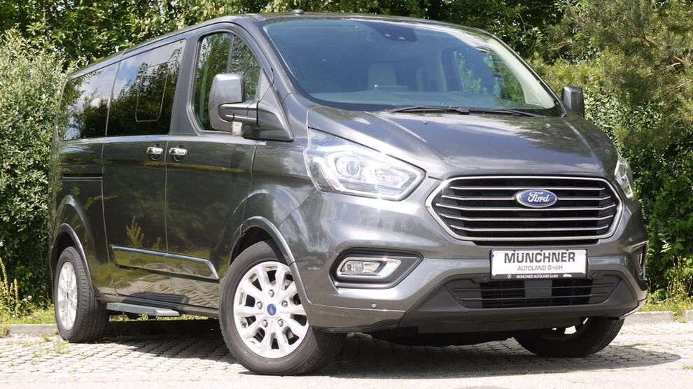 Ford Tourneo Custom 165.000 km 27.499 € München 81243