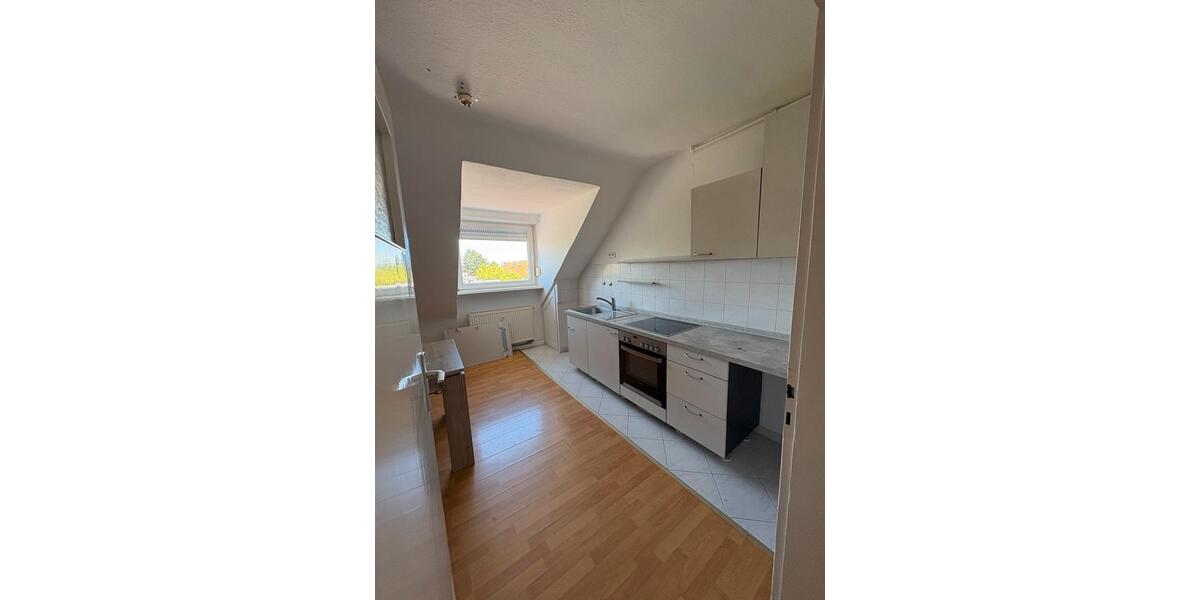 Dachgeschoßwohnung Speyer - 3 Zimmer, 77 m&sup2;, 860&euro; | Angebot:26678193