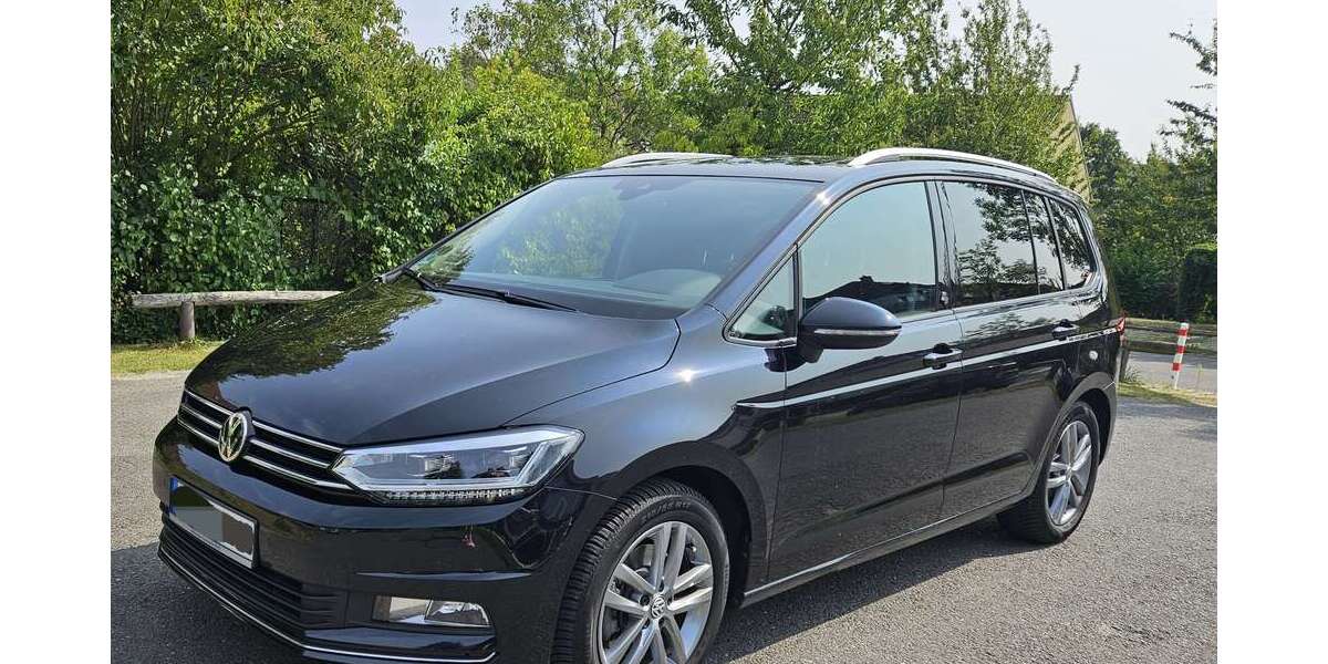 VW Touran 82.000 km 17.900 &euro; Berlin 13467