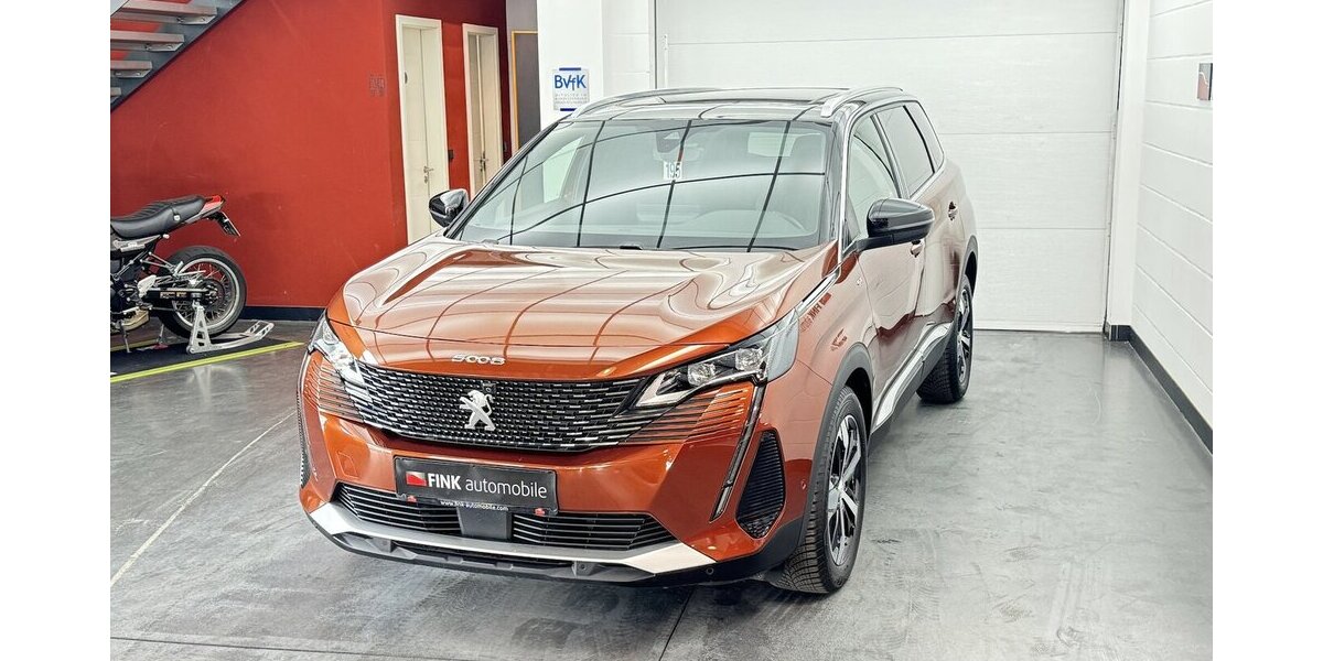 Peugeot 5008 GT 130 BlueHDi 1.Hand Panorama 7 Sitze 29.300 km 27.590 &euro; Lich 35423