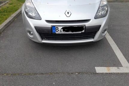 Renault Clio 145.000 km 5.900 &euro; berlin 12309