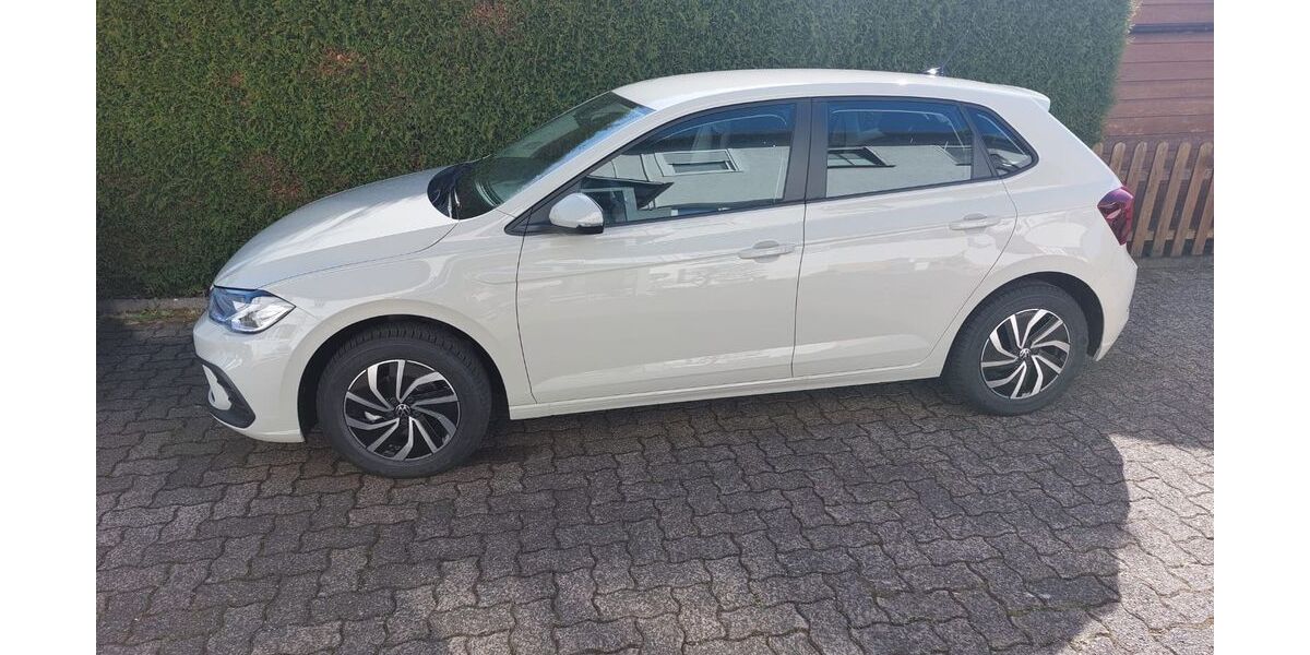 VW Polo 2.000 km 17.990 &euro; Hamburg 22307