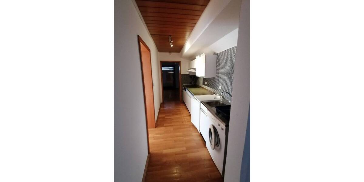 Einfamilienhaus Fritzlar / Cappel Cappel - 8 Zimmer, 267 m&sup2;, 275.000&euro; | Angebot:23966096