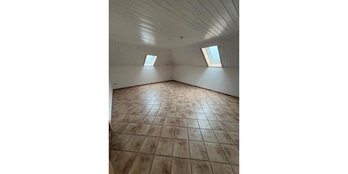 Maisonettenwohnung Bad Salzungen - 5 Zimmer, 103 m&sup2;, 1.030&euro; | Angebot:26364435