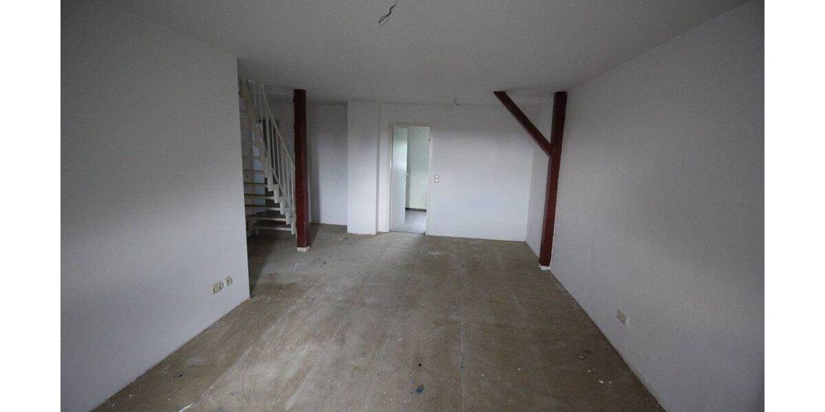 Etagenwohnung Schwerin Weststadt - 2 Zimmer, 48 m&sup2;, 400&euro; | Angebot:26843910