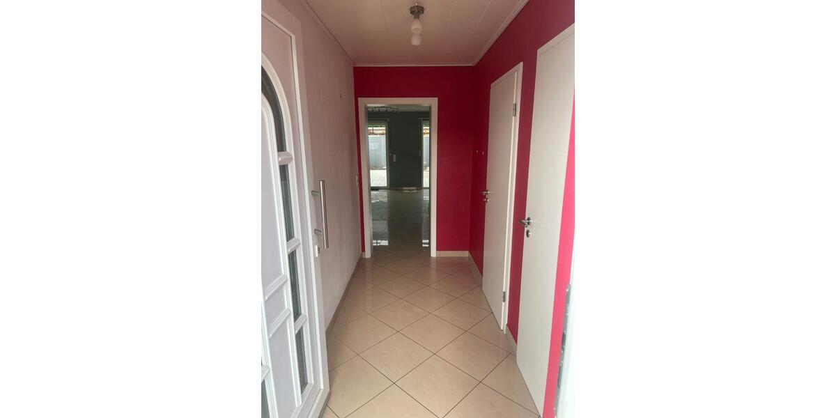 Reihenhaus Bad Sobernheim - 5 Zimmer, 130 m&sup2;, 374.000&euro; | Angebot:27086401