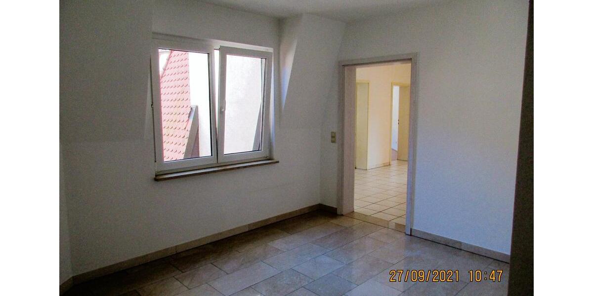 Etagenwohnung Bad Mergentheim - 3.5 Zimmer, 99 m&sup2;, 335.000&euro; | Angebot:26835331