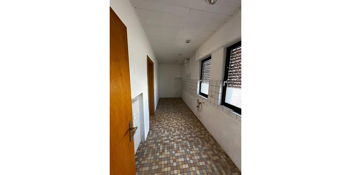 Erdgeschoßwohnung Mülheim-Kärlich Kärlich - 4 Zimmer, 100 m&sup2;, 700&euro; | Angebot:25339432