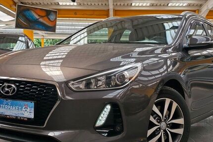 Hyundai i30 88.600 km 13.995 &euro; Heide 25746