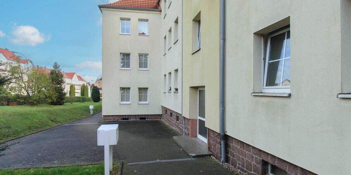 Etagenwohnung Döbeln - 3 Zimmer, 64 m&sup2;, 49.000&euro; | Angebot:25737089