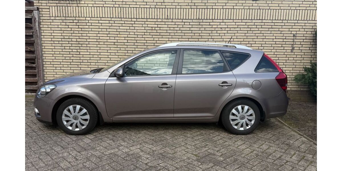 Kia ceed / Ceed 172.000 km 6.999 &euro; Delmenhorst 27753