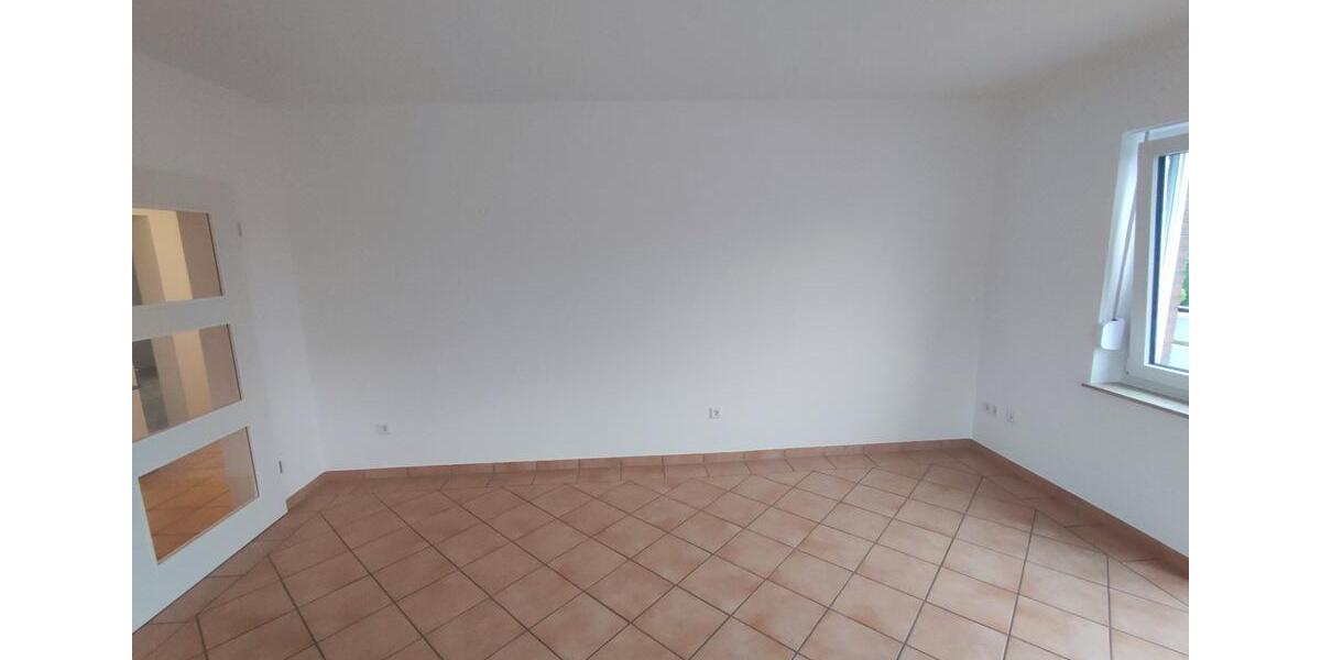 Etagenwohnung Rheinberg - 4 Zimmer, 100 m&sup2;, 950&euro; | Angebot:26323591