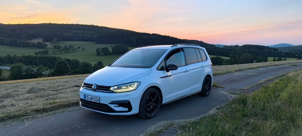 VW Touran 105.100 km 21.890 &euro; Hilders 36115