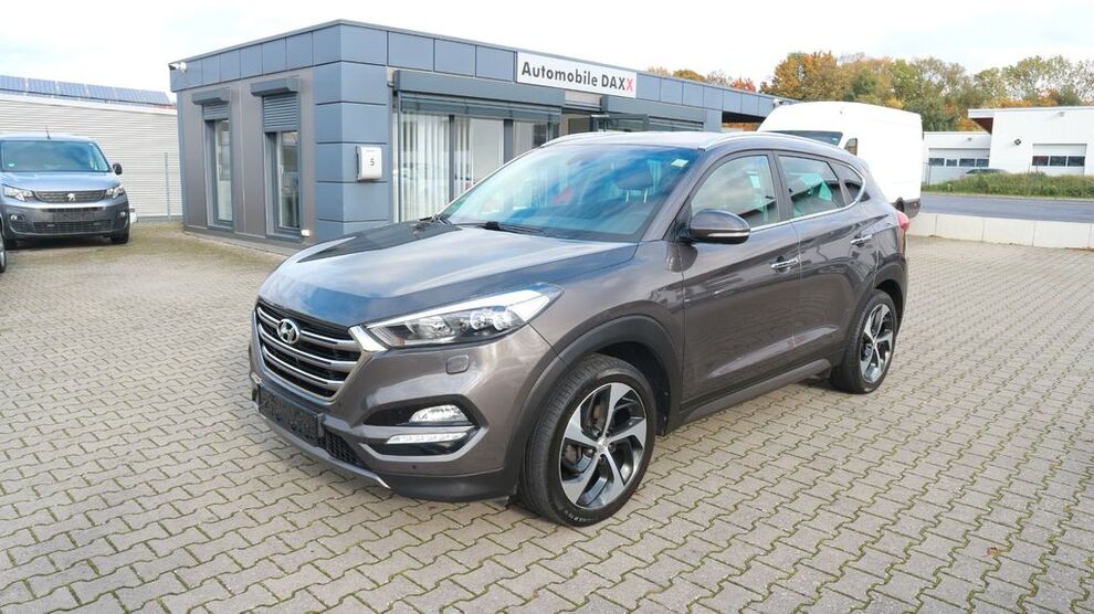 Hyundai TUCSON 74.731 km 14.900 € Bendorf 56170