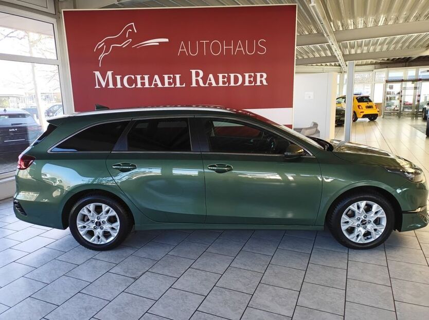 Kia ceed Sportswagon 25.300 km 24.450 € Dessau-Rosslau 06847