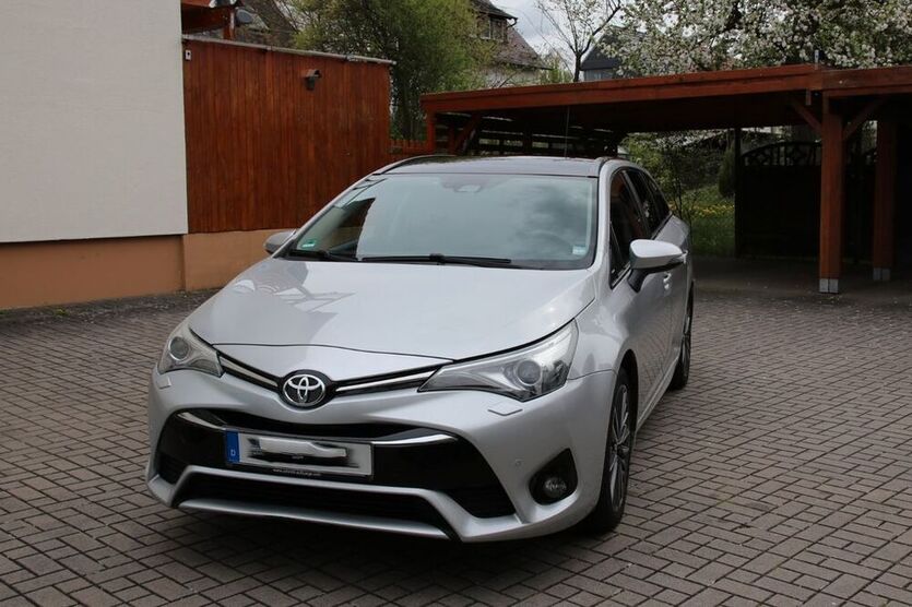 Avensis