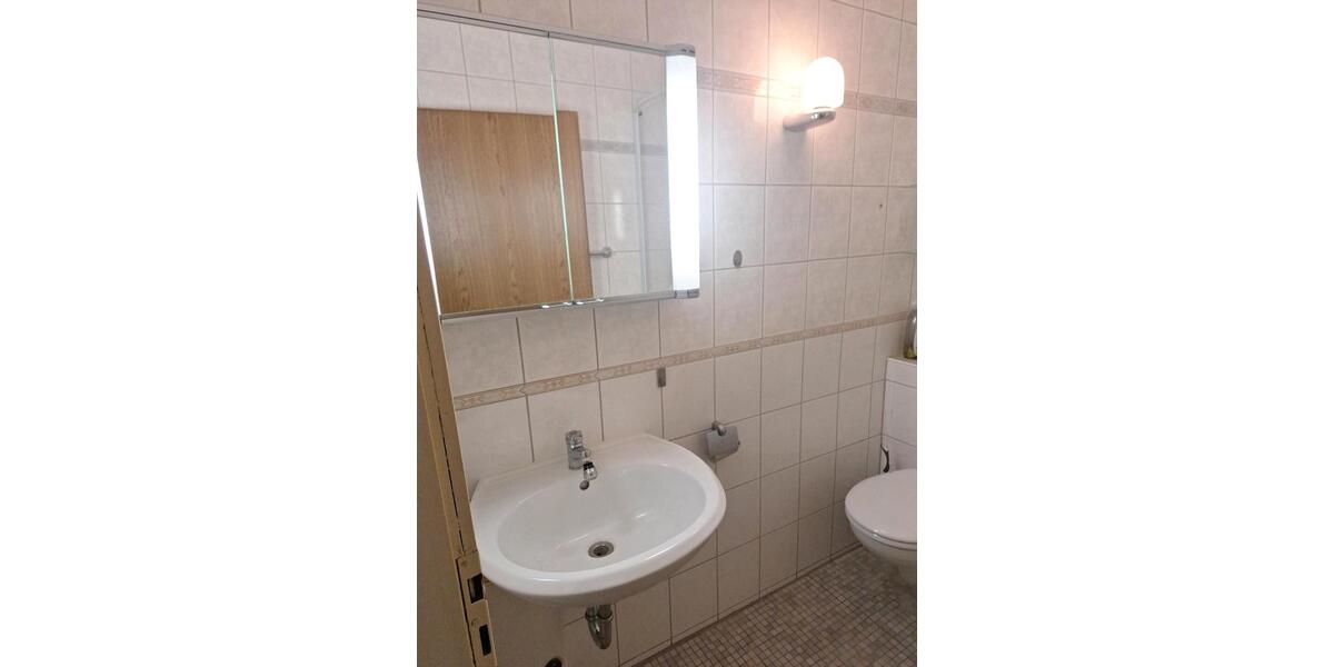 Etagenwohnung Uedem - 4 Zimmer, 100 m&sup2;, 1.180&euro; | Angebot:26382985
