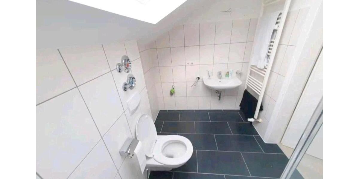 Dachgeschoßwohnung Albstadt Gemarkung Onstmettingen - 3 Zimmer, 70 m&sup2;, 600&euro; | Angebot:26384384