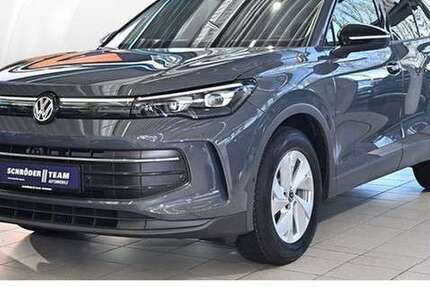 VW Tiguan 9.500 km 41.980 &euro; Verl 33415