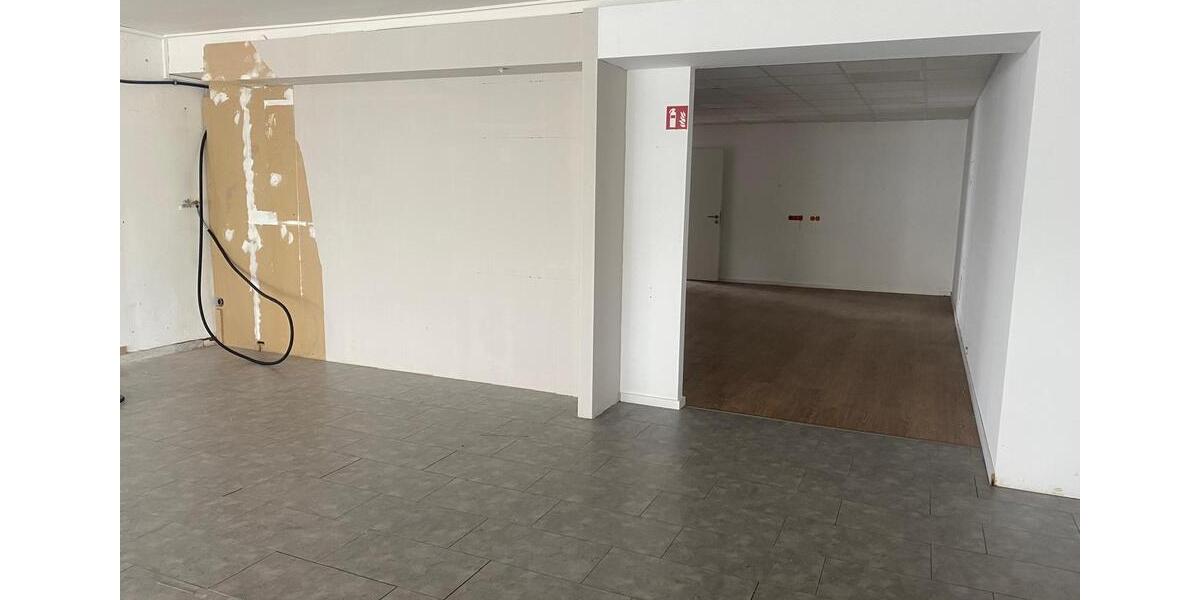 Gewerbeobjekt Augustdorf - 1.500&euro; | Angebot:22417834